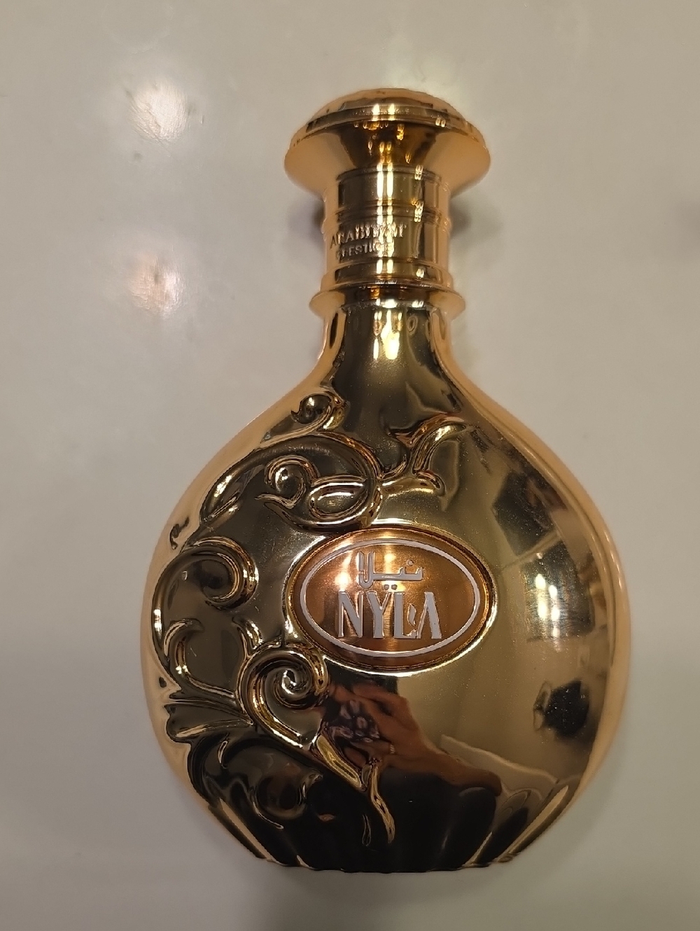Sale! Nyla Eau de Parfum - White & Gold - Picture 3 of 3